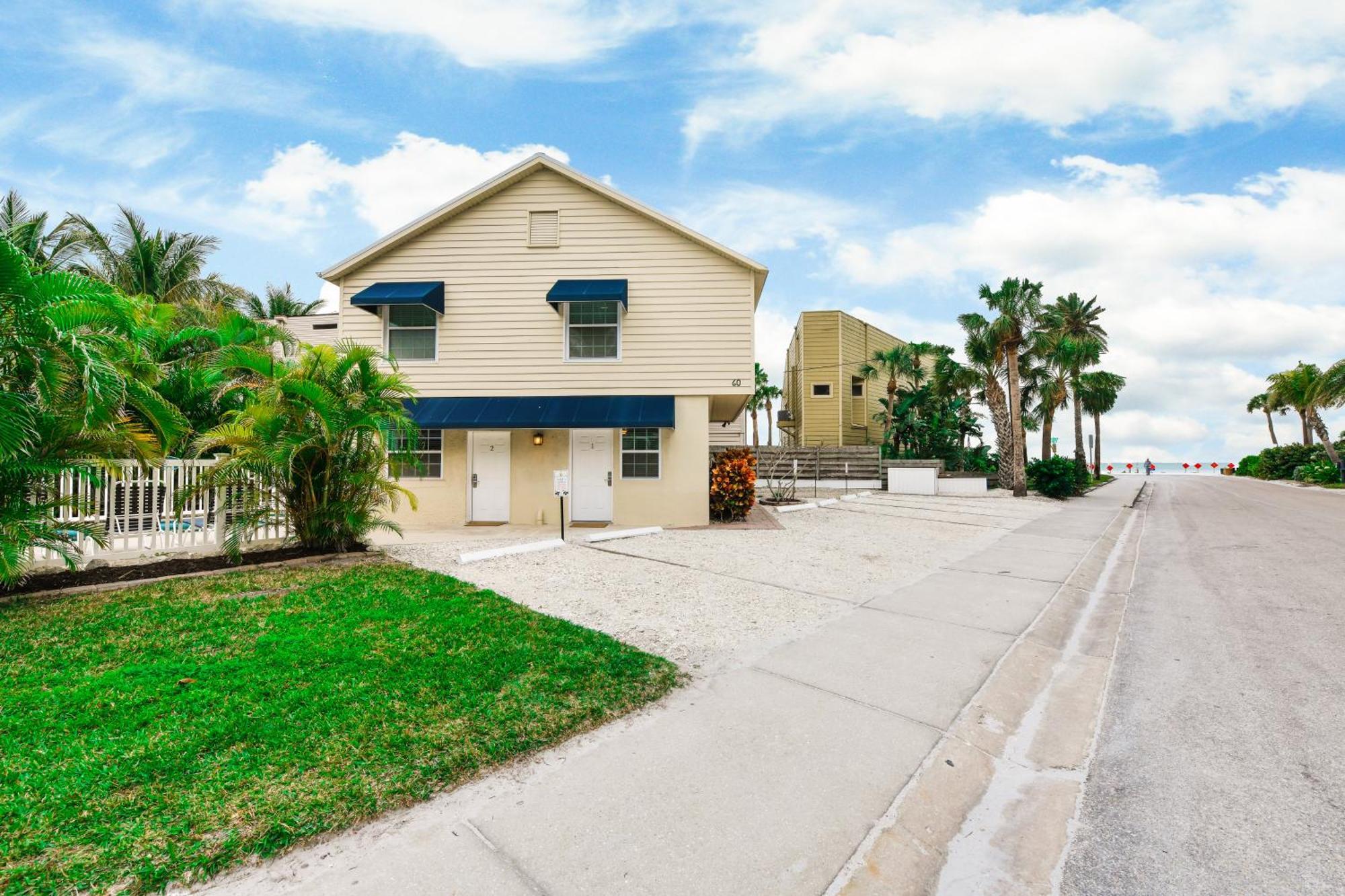 Parrot Beach Cottages Siesta Key Rum bild