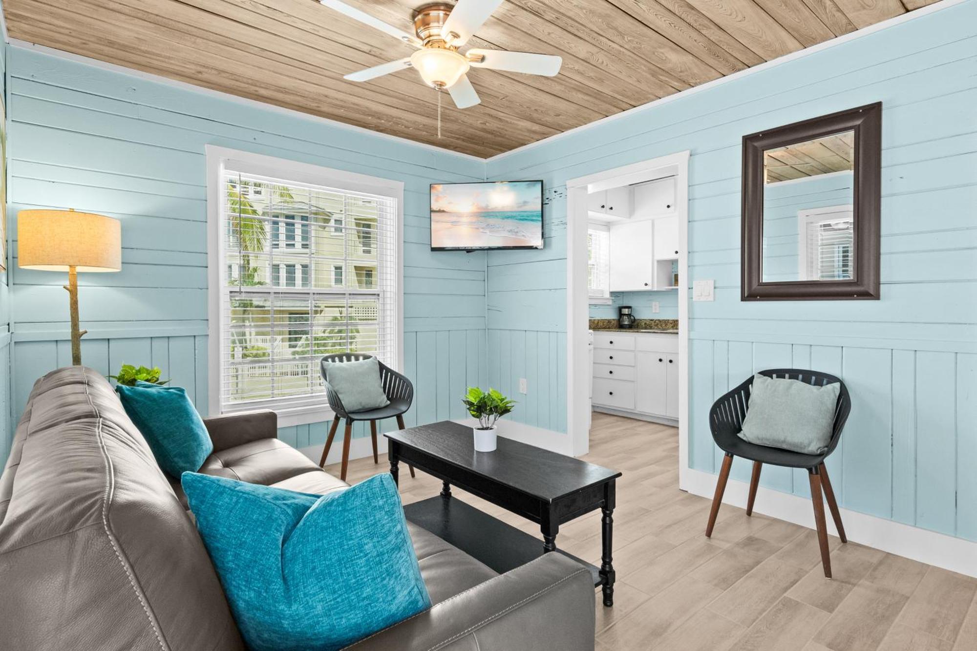Parrot Beach Cottages Siesta Key Rum bild