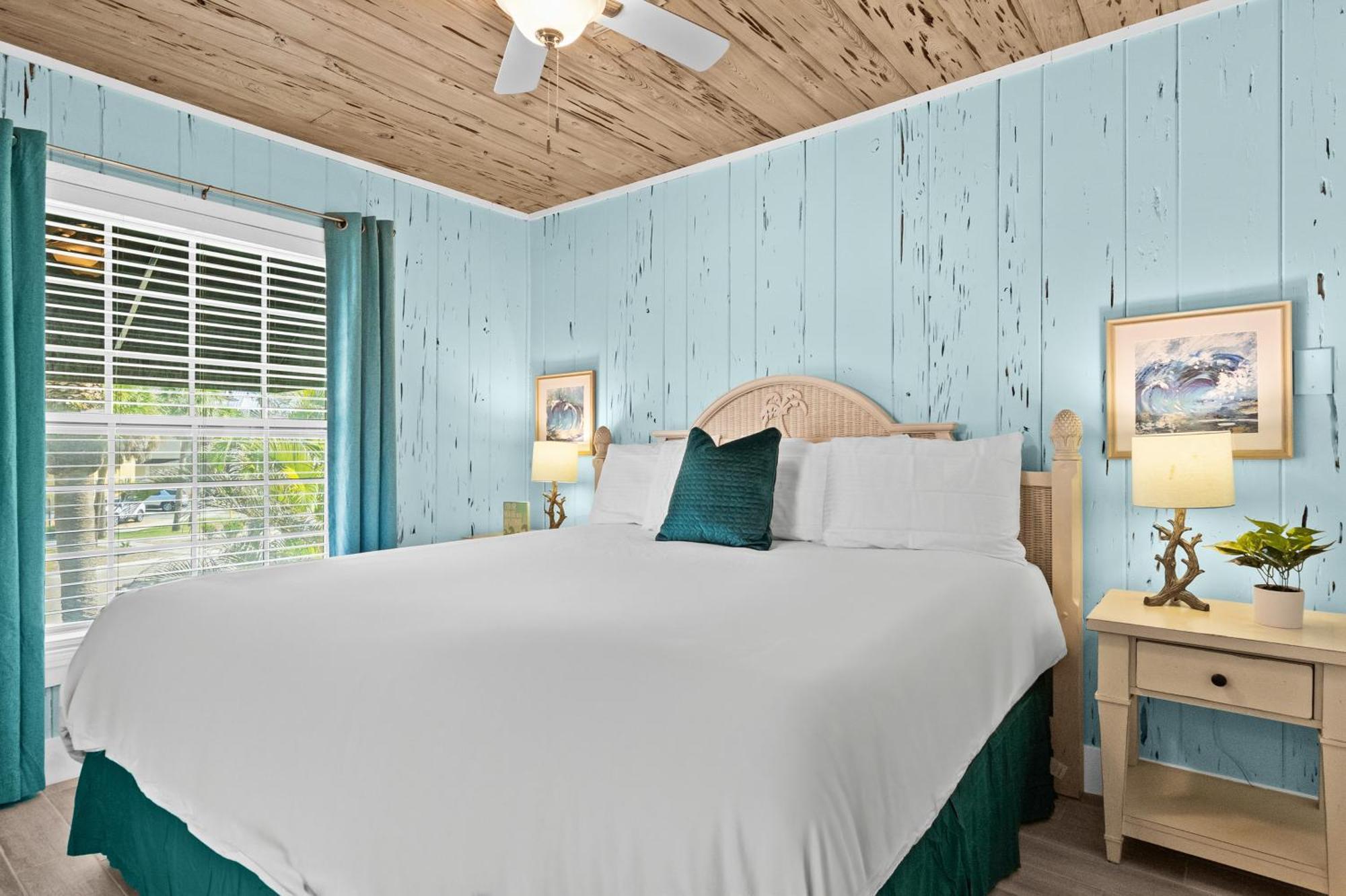 Parrot Beach Cottages Siesta Key Rum bild