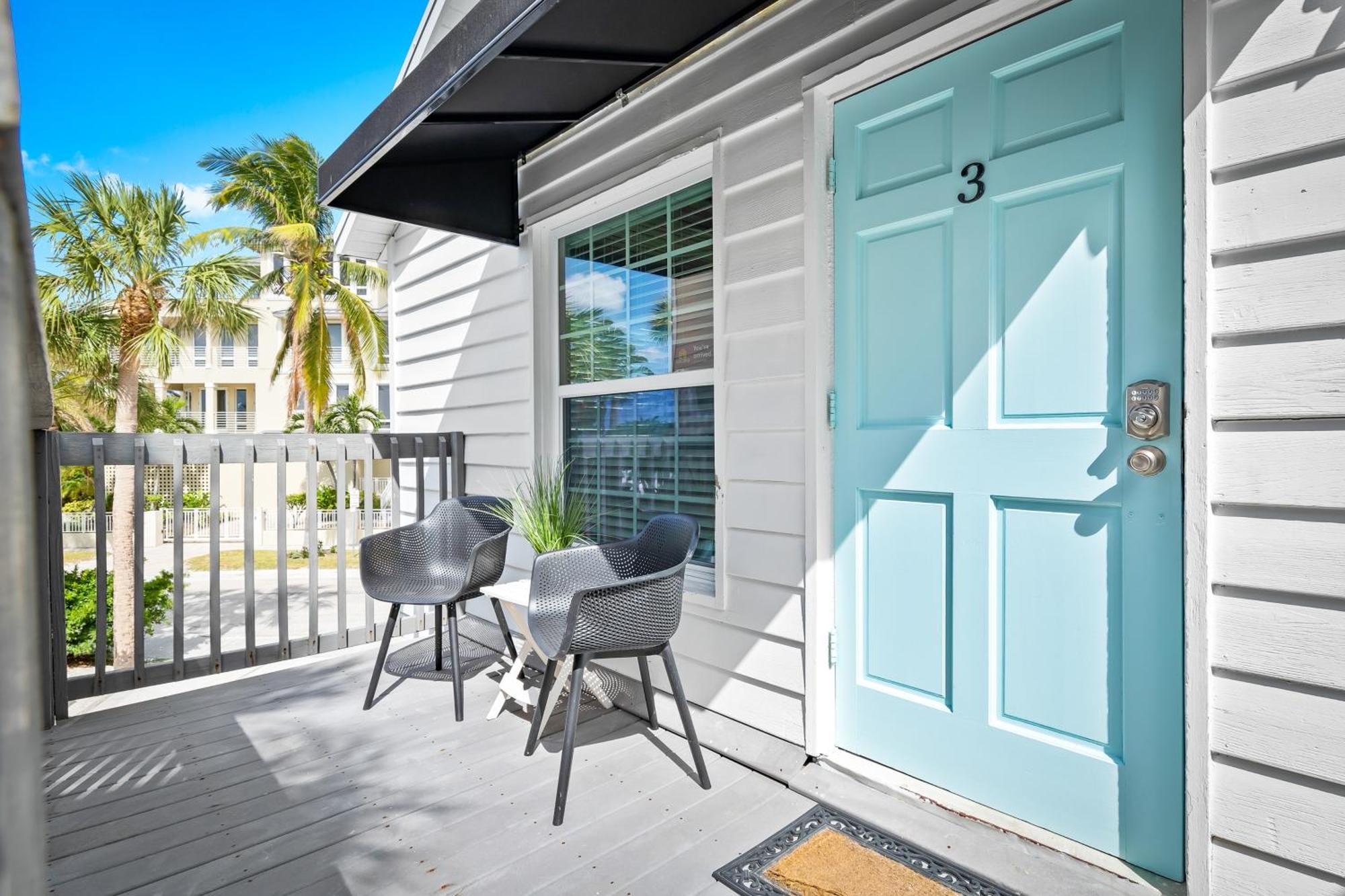 Parrot Beach Cottages Siesta Key Rum bild